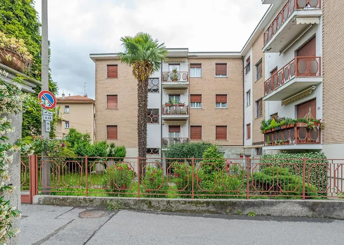 דירה Lovely & Quiet - With Balcony & Parking *